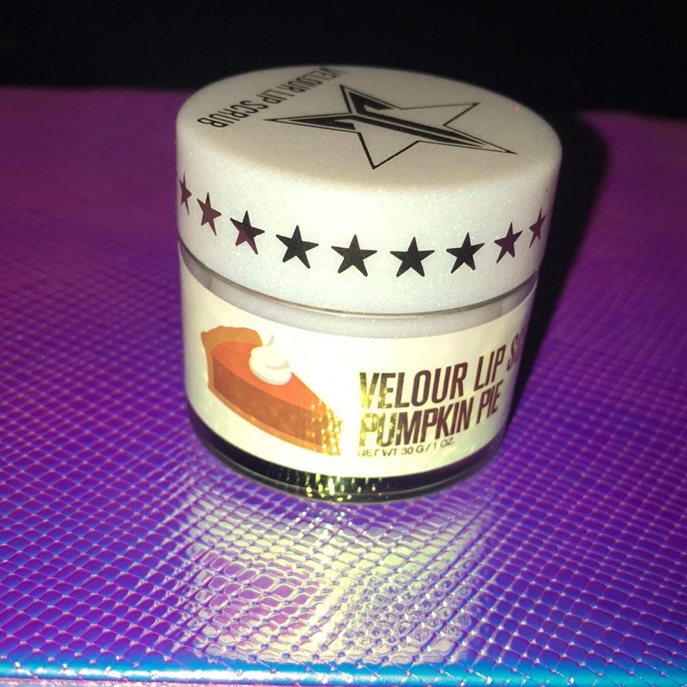 Jeffree Star Velour Lip Scrub Pumpkin Pie